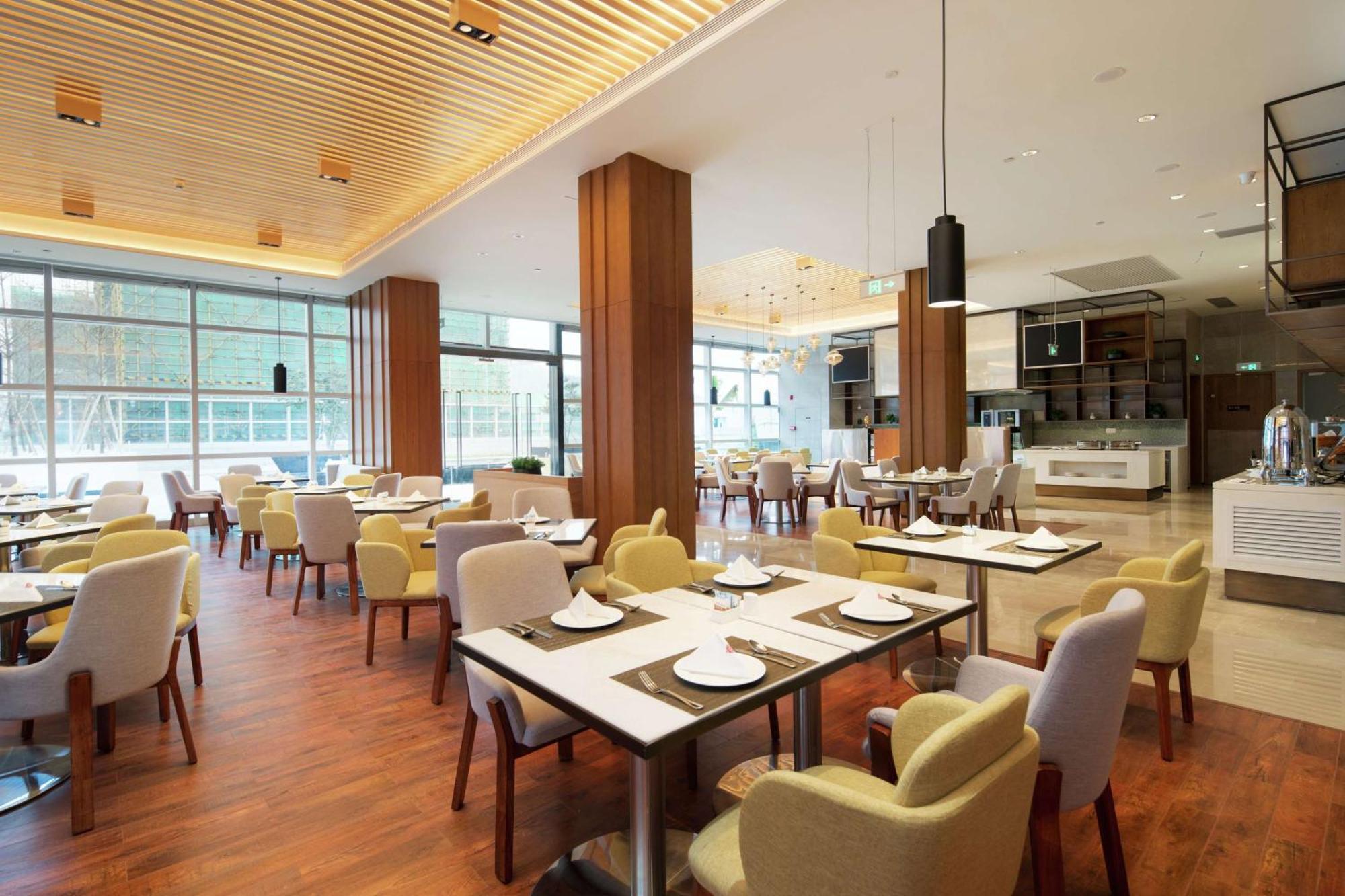 Hilton Garden Inn Zhuhai Hengqin Exterior photo